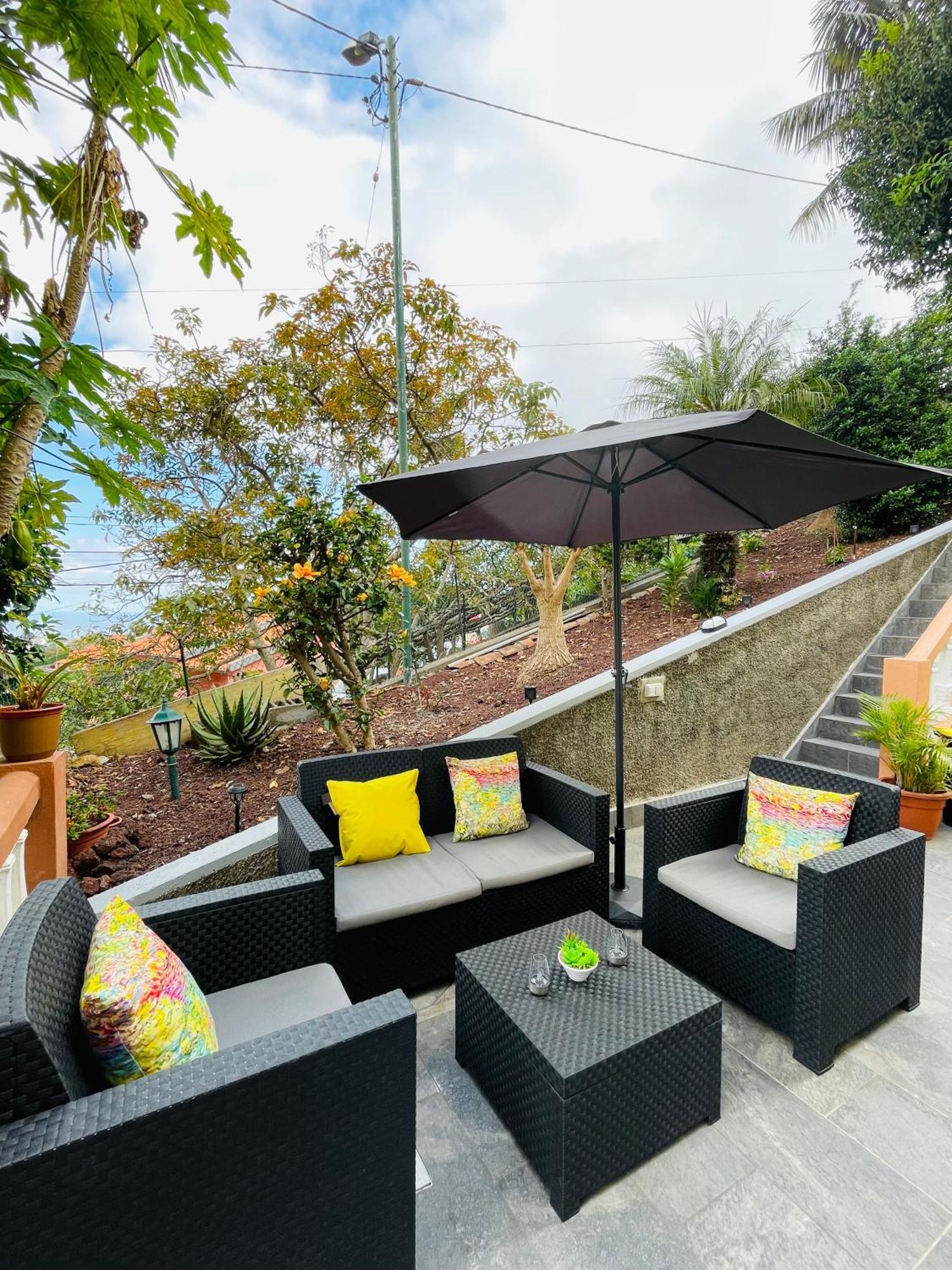 Hotel Cozy House à Funchal  Extérieur photo