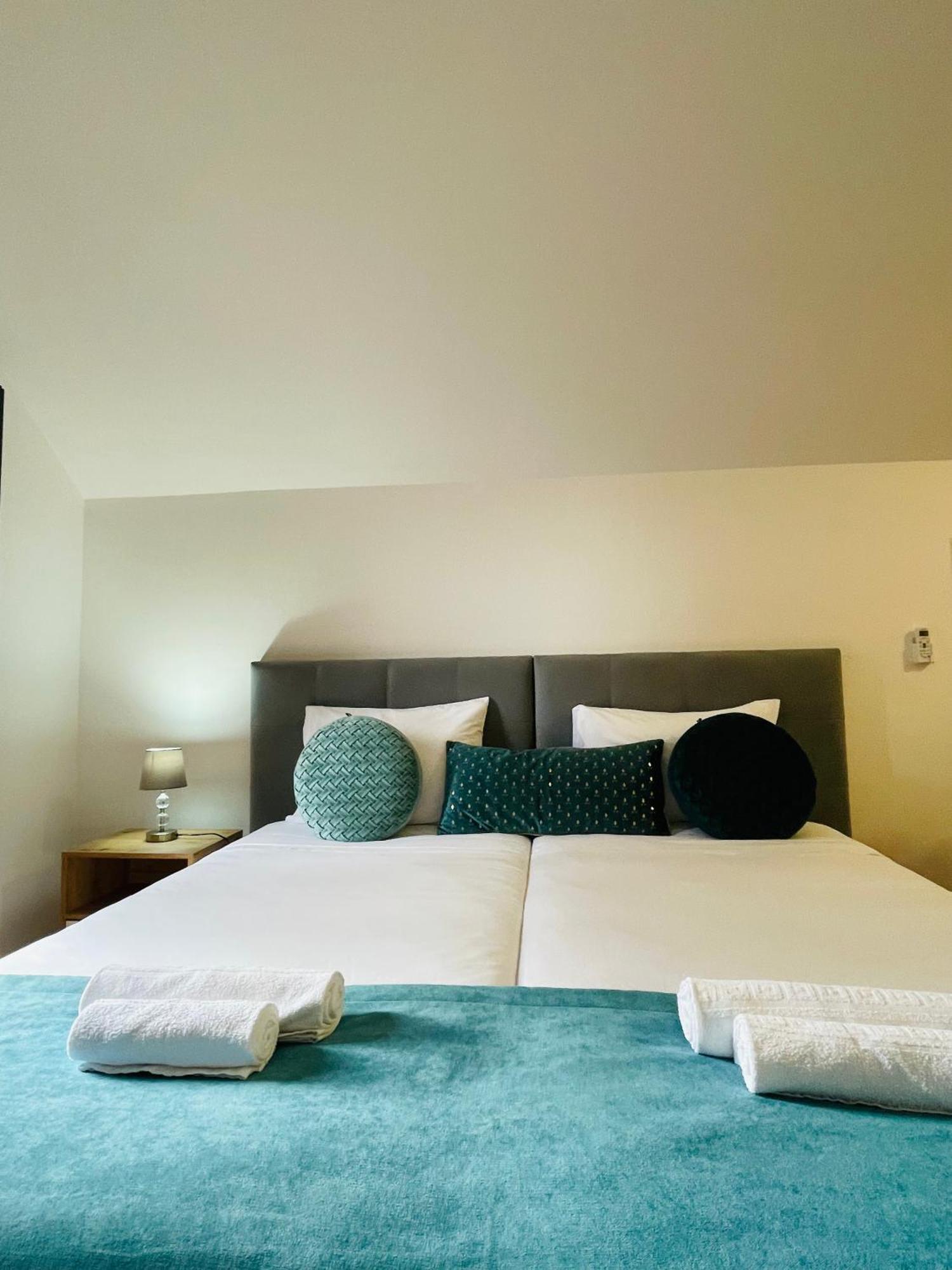 Hotel Cozy House à Funchal  Extérieur photo