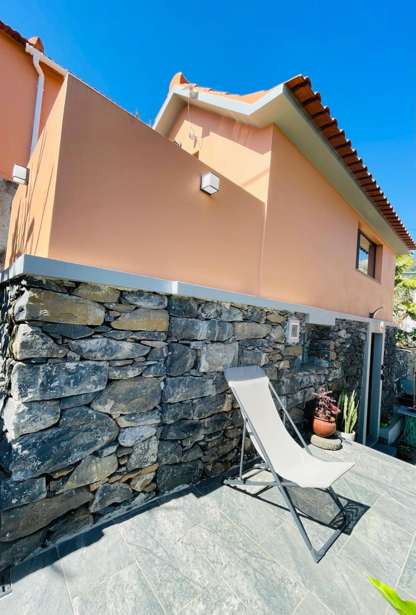 Hotel Cozy House à Funchal  Extérieur photo